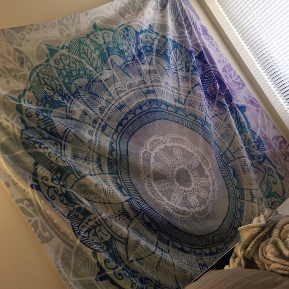 Other - blue/purple/green/white wall decor tapestry 😍